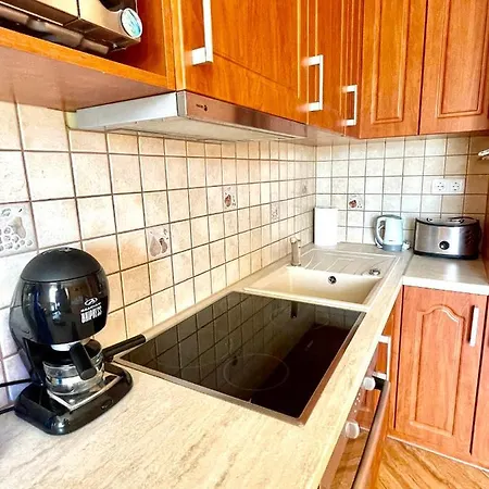 Balaton Beachside Apartman N3