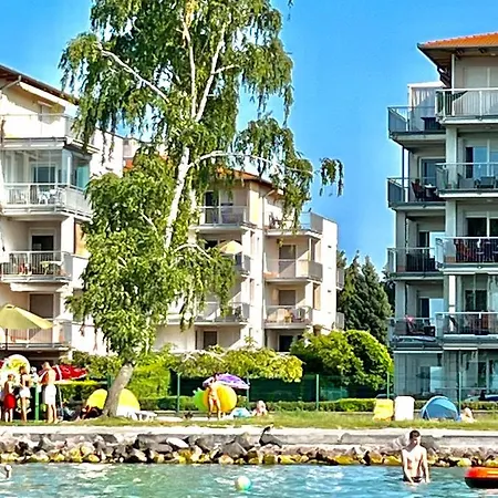 Balaton Beachside Apartman N3 Apartment Siofok