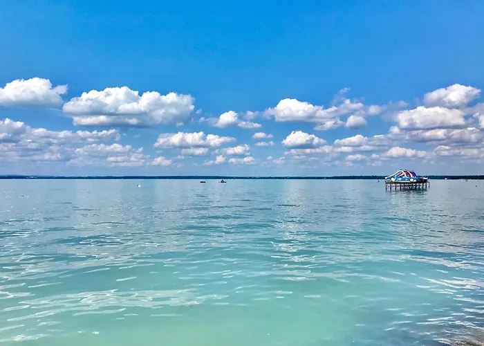 公寓 Balaton Beachside N3 *